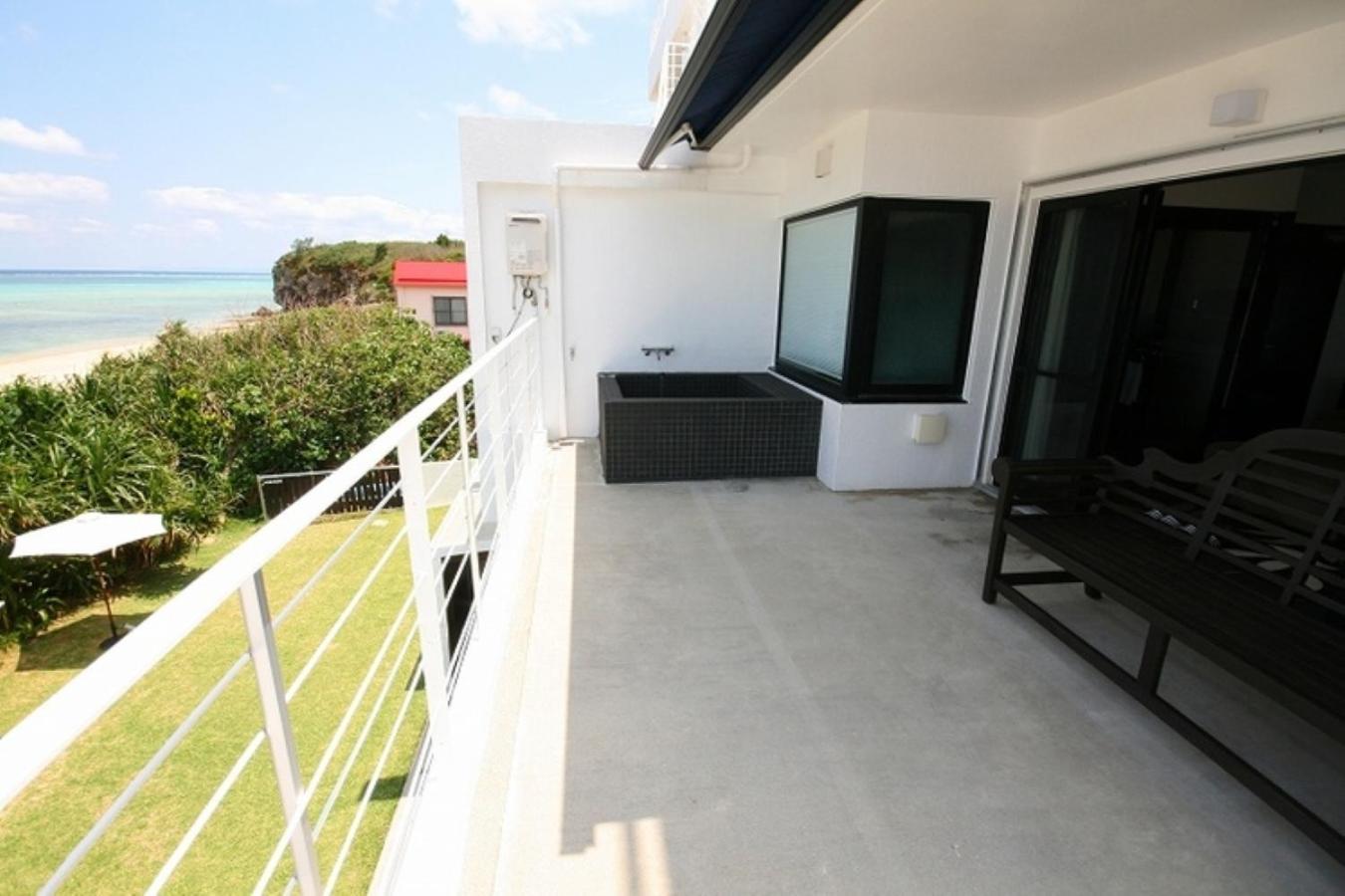 Casa Dumai Oceanvilla Nakijin Exterior photo
